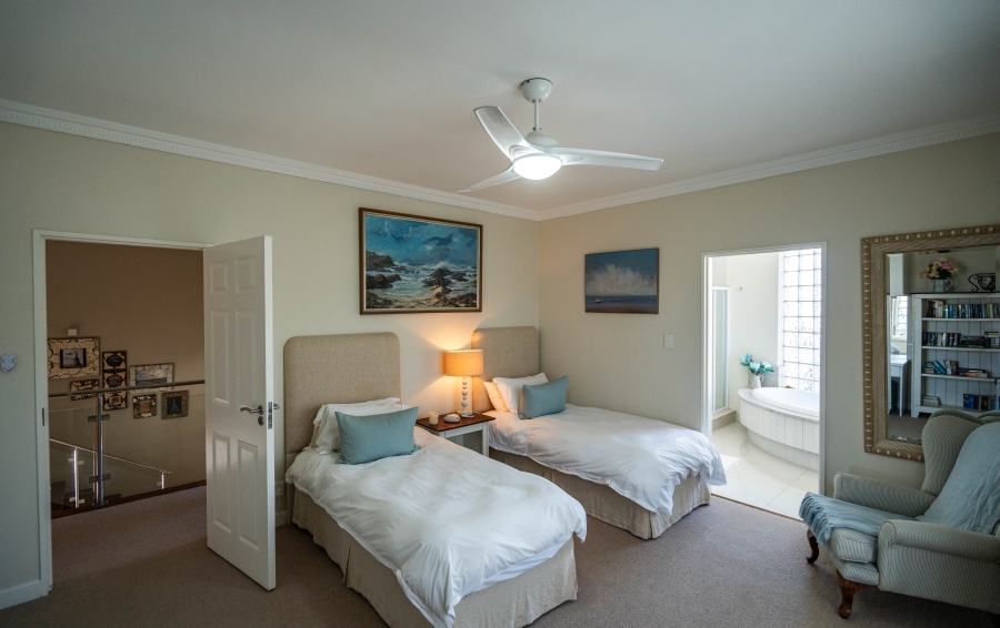 7 Bedroom Property for Sale in Royal Alfred Marina Eastern Cape